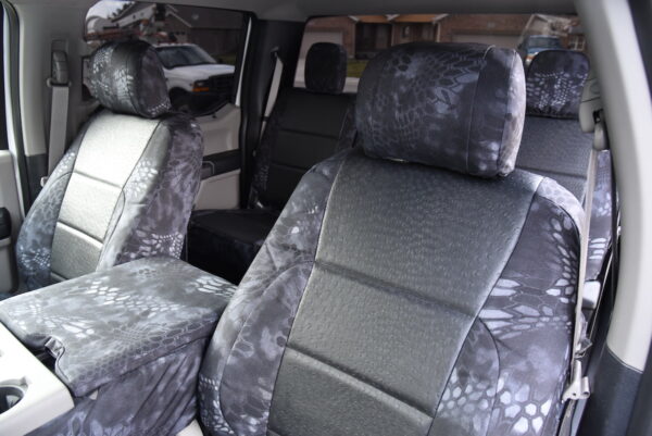 2019 Ford F350



  

         Insert: Black Ostrich E01 (Sim. Leather)

  Trim: Kryptek® Typhon™ C71 (Canvas)
Product: Camo - Gold Series