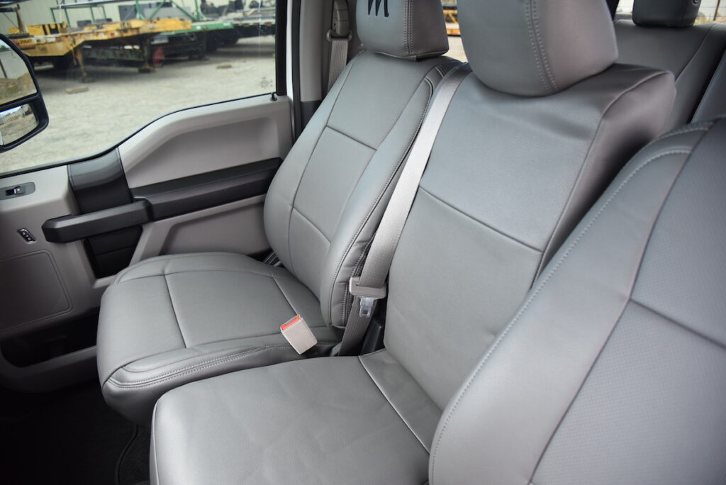 2018 Ford F-350   
Insert: Gray Leather
 Trim: Gray Vinyl 
 Product: Genuine Leather