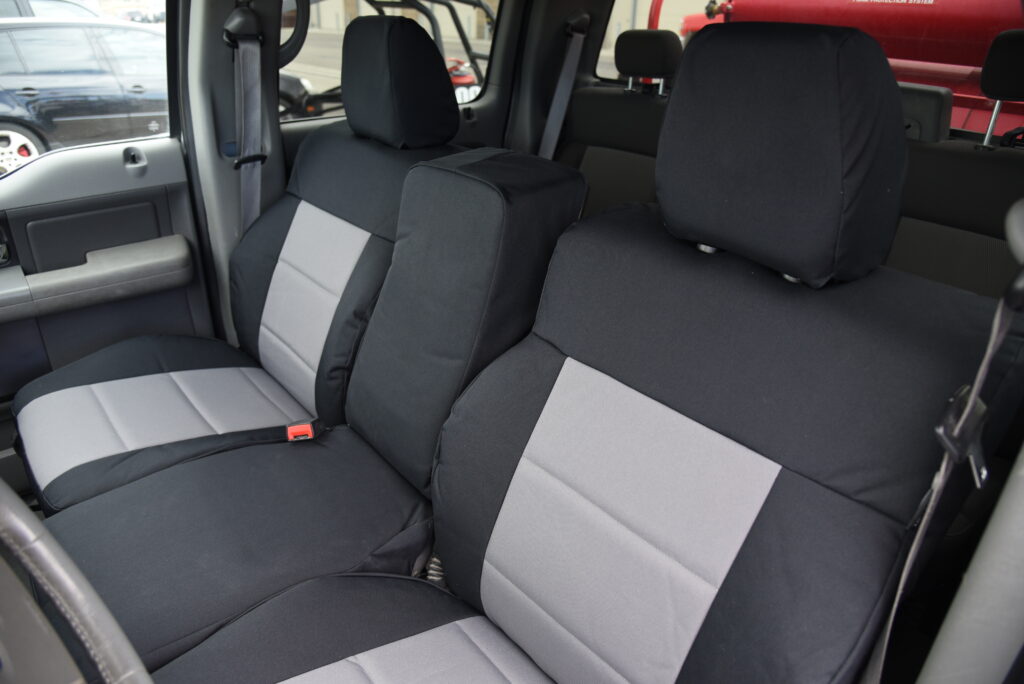 2006 Ford F-150 rear heavy duty canvas seat covers in Charcoal Dura EZ-Care and Black Dura EZ-Care trim