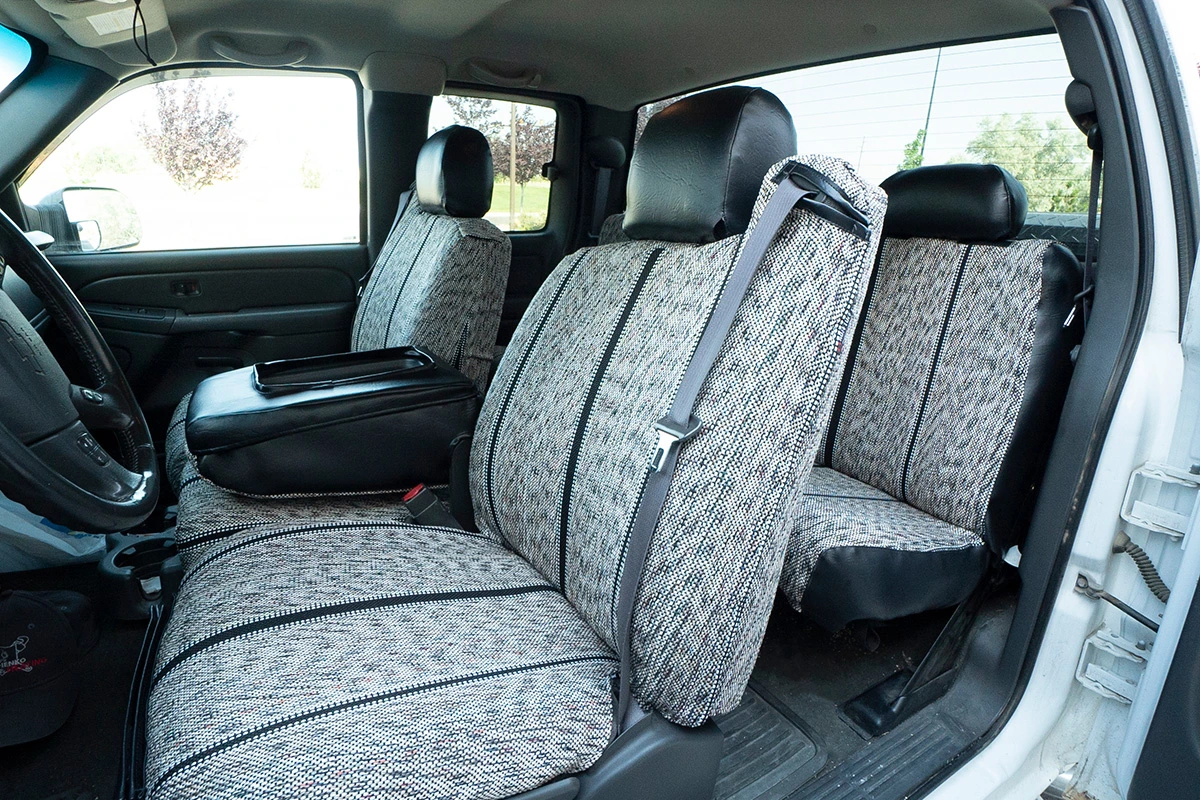 2004 Chevy Silverado 2500 Black Saddle Blanket
