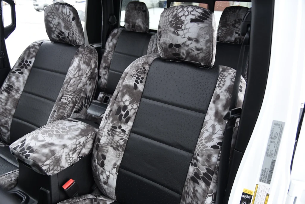 2023 Jeep Gladiator Black Ostrich Kryptek Raid | Covers and Camo