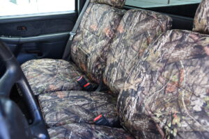 2001 Chevy Silverado 1500 
 Insert: Mossy Oak NB Country (Canvas)
 Trim: Mossy Oak NB Country (Canvas)
 Product: Camo - Gold Series