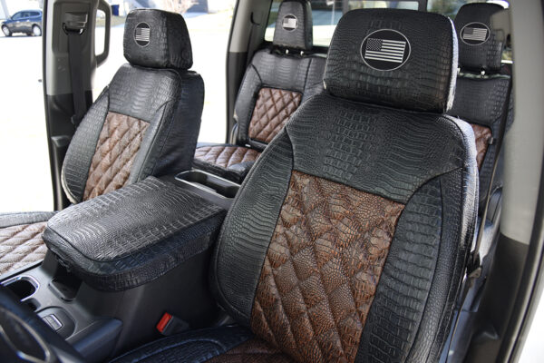 2024 GMC Sierra 3500


Insert: Java Croc Diamond Stitch
 Trim: Midnight Croc

Product: Exotic - Gold Series