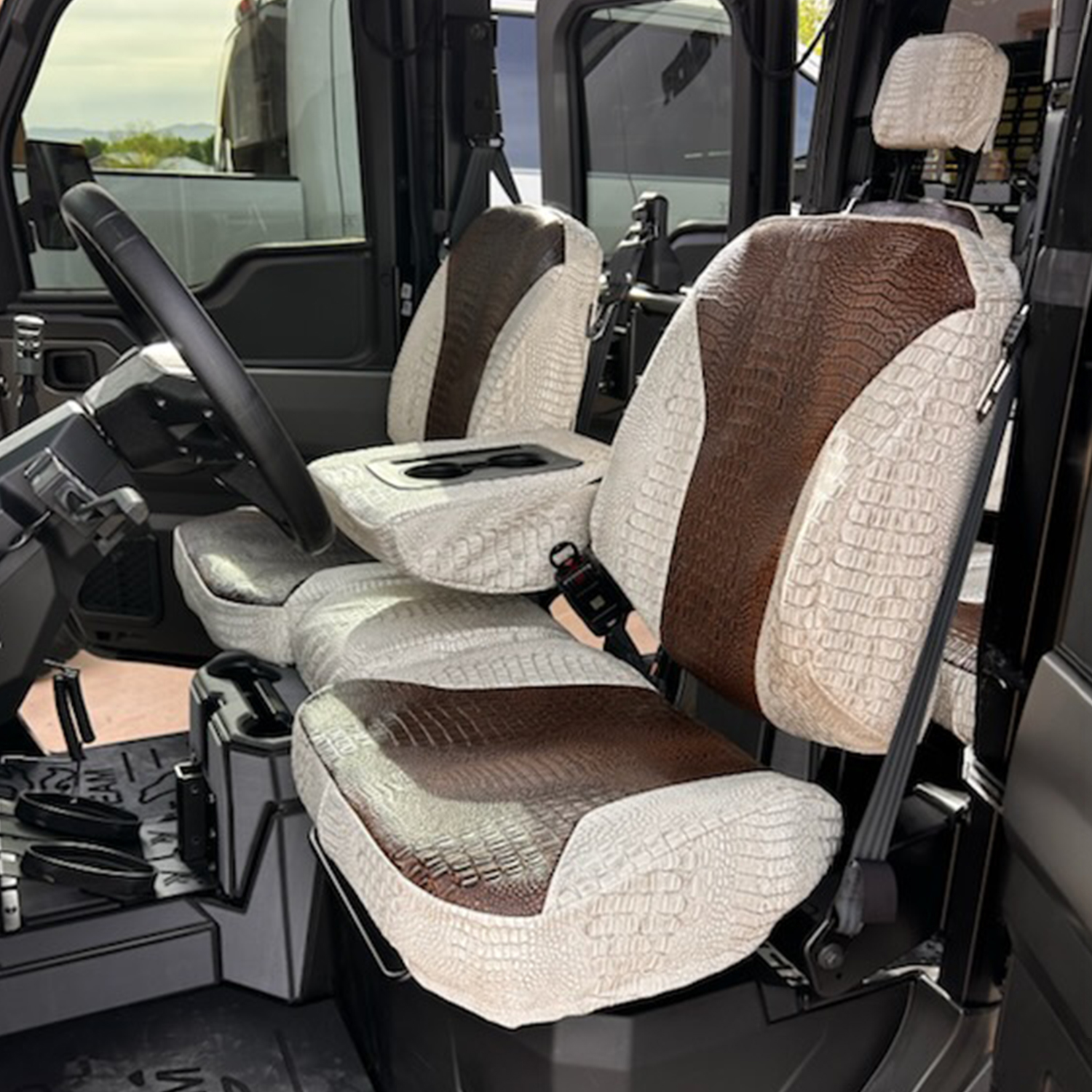 2026 Polaris RAnger Mountaineer Crew Cab - Java Croc - Bone Croc 3 box