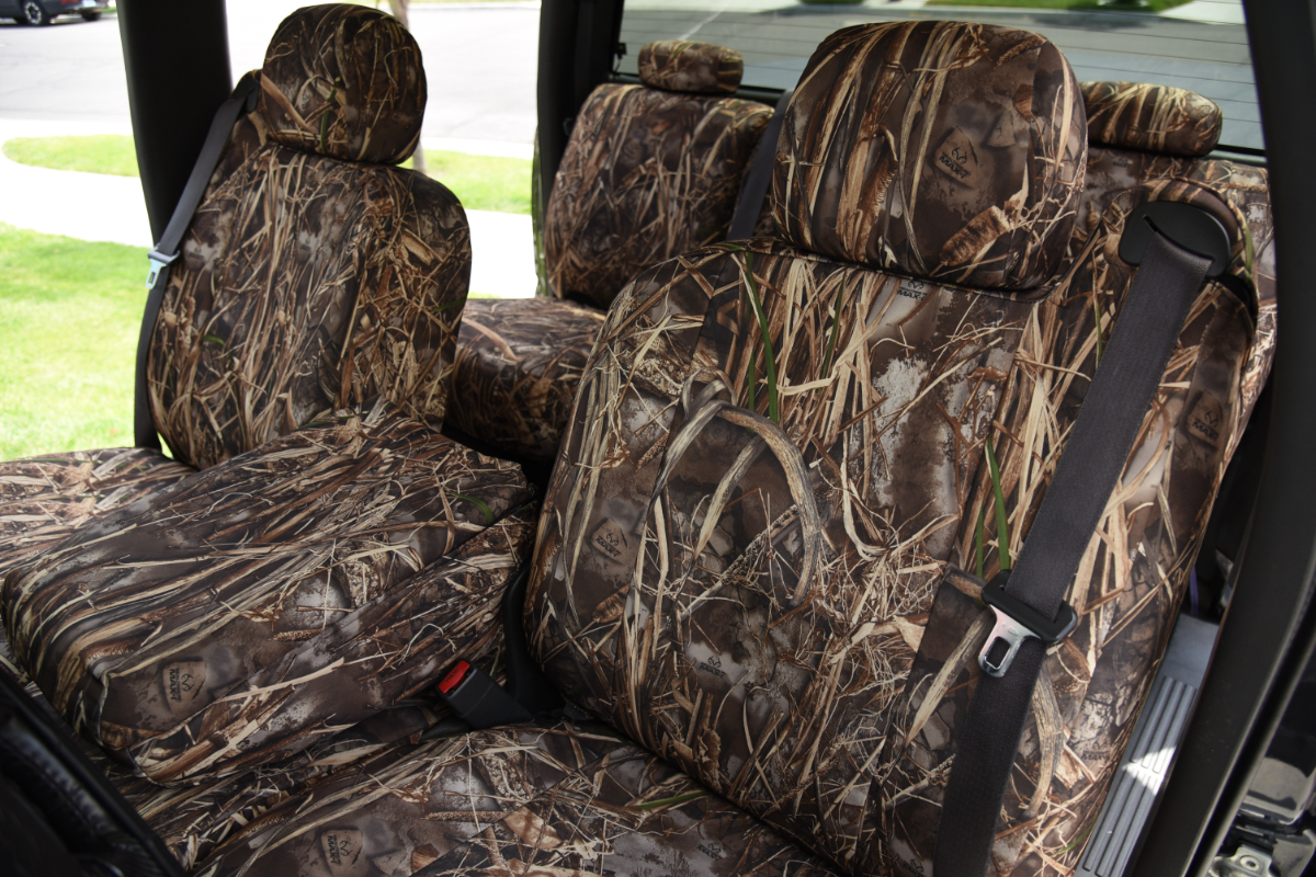 2005 Chevy Silverado 1500 front seats with Realtree Max-7 camo seat covers