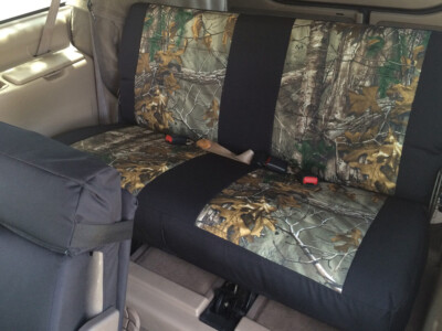 2004 Ford Excursion rear bench Realtree Xtra camo seat covers with Black Dura EZ-Care trim