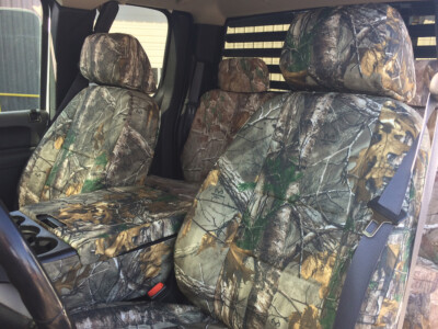 <b>
2011 Chevy Silverado 2500
</b>
  <br>
         Insert: Insert: Realtree Xtra C63 (Canvas)
  </br>Trim: Realtree Xtra C63 (Canvas)
<br>Product: Camo - Gold Series </br> | Covers and Camo