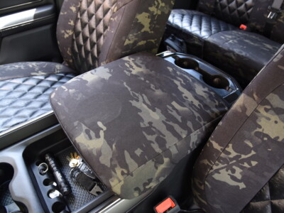 <b>2021 RAM 1500
</b><br>
Insert: Black Ostrich E01 Diamond (Sim. Leather)
</br>Trim: MultiCam Black C80 (Canvas)
<br>Product: Camo - Gold Series </br> | Covers and Camo