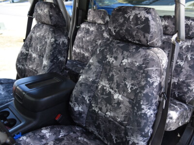 <b>2009 GMC Sierra 2500</b><br>Insert: TrueTimber Urban C81 (Canvas)<br>Trim: TrueTimber Urban C81 (Canvas)<br>Product: Camo - Gold Series | Covers and Camo