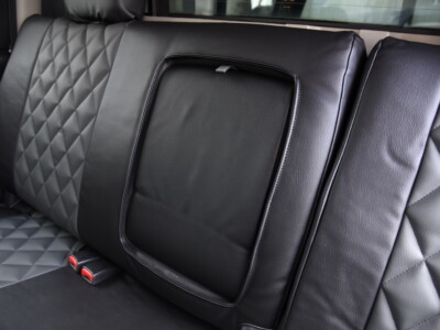 <b>
2010 Nissan Titan
</b>
  <br>
         Insert: Charcoal Sof-Touch S26 Diamond (Sim. Leather)
  </br>Trim: Black Sof-Touch S01 (Sim. Leather)
<br>Product: Sim. Leather - Gold Series</br> | Covers and Camo