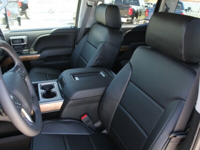 <b>
2018 GMC Sierra 1500
</b>
<br>
Insert: Black Carbon Fiber F01 (Sim. Leather)
</br>Trim: Black Carbon Fiber F01 (Sim. Leather)
</br>Product: Sim. Leather - Gold Series | Covers and Camo