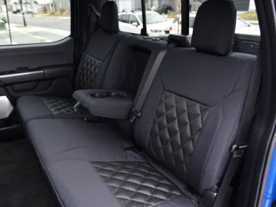 <b>
2021 Ford F-150
</b>
  <br>
         Insert: Black Ostrich E01 Diamond (Sim. Leather)
  </br>Trim: Black Dura EZ-Care D01 (Canvas)
</br>Product: Exotic - Gold Series | Covers and Camo