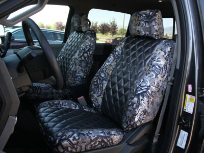 <b>
2019 Ford F250
</b>
  <br>
         Insert: Black Carbon Fiber F01 (with Diamond Stitching)
  </br>Trim: Goldberg Bone N Stone (C74)
<br> Product: Camo - Gold Series </br> | Covers and Camo