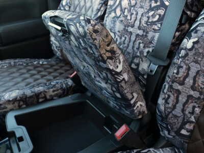 <b>
2020 Chevrolet Silverado 3500
</b>
  <br>
         Insert: Brown Ostrich E04 (with Diamond Stitching)
  </br>Trim: Goldberg Bone N Stone (C74)
<br> Product: Camo - Gold Series </br> | Covers and Camo