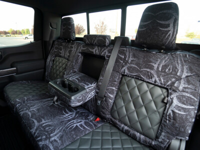 <b>
2021 Chevrolet Silverado 1500
</b>
<br>
Insert: Charcoal Gray Perforated SofTouch L26 (Sim. Leather) with Diamond Stitching
</br>Trim: Goldberg Jackhammer Black (C75)
<br> Product: Camo - Gold Series </br> | Covers and Camo