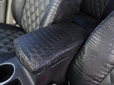 <b>
2013 Nissan Rogue
</b>
<br>
Insert: Charcoal Sof-Touch S26 Diamond (Sim. Leather)
</br>Trim: Midnight Croc E43 (Sim. Leather)
</br>Product: Exotic - Gold Series | Covers and Camo