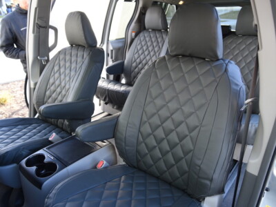<b>
2019 Toyota Sienna
</b>
<br>
Insert: Charcoal Sof-Touch S26 Diamond (Sim. Leather)
</br>Trim: Charcoal Sof-Touch S26 (Sim. Leather)
<br> Product: Sim. Leather - Gold Series </br> | Covers and Camo