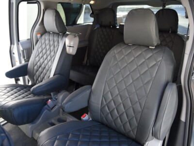 <b>
2019 Toyota Sienna
</b>
<br>
Insert: Charcoal Sof-Touch S26 Diamond (Sim. Leather)
</br>Trim: Charcoal Sof-Touch S26 (Sim. Leather)
<br> Product: Sim. Leather - Gold Series </br> | Covers and Camo