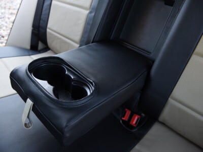 <b>
2012 Volkswagen Jetta 
</b>
  <br>
         Insert: Sandstone Perforated Sof-Touch L35 (Sim. Leather)
  </br>Trim: Black Sof-Touch S01 (Sim. Leather)
<br>Product: Sim. Leather - Gold Series</br> | Covers and Camo