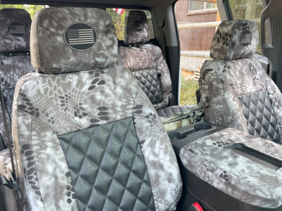 <b>
2022 Chevy Silverado 1500
</b>
<br>
Insert: Black Ostrich E01 Diamond (Sim. Leather)
</br> Trim: Kryptek Raid C72 (Canvas)
</br> Product: Camo - Gold Series | Covers and Camo