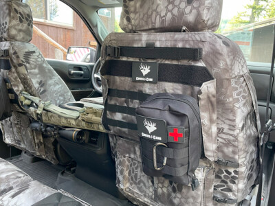 <b>
2022 Chevy Silverado 1500
</b>
<br>
Insert: Black Ostrich E01  Diamond (Sim. Leather)
</br> Trim: Kryptek Raid C72 (Canvas)
</br> Product: Camo - Gold Series | Covers and Camo