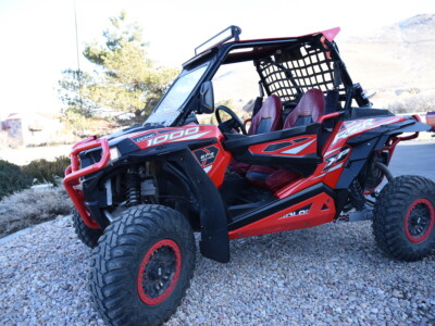 <b>
2015 Polaris RZR 
</b>
<br>
Insert: Black Ostrich E01 (Sim. Leather)
</br>Trim: Flame Croc E44 (Sim. Leather) 
</br>Product: UTV | Covers and Camo