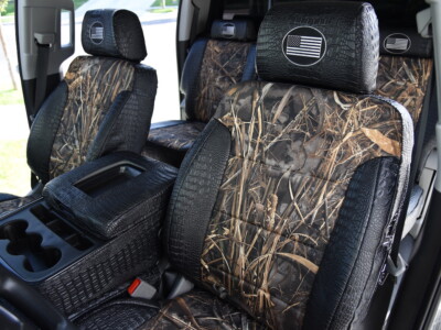 <b>2019 GMC Sierra 3500
</b><br>
Insert: Realtree Max-7 (Canvas)
</br>Trim: Midnight Croc (Sim. Leather)
<br>Product: Camo - Gold Series </br> | Covers and Camo