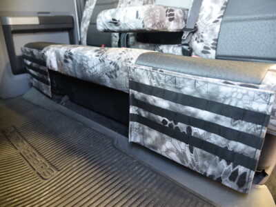 <b>
2016 Ford F-250
</b>
  <br>
         Insert: Black Ostrich E01 (Sim. Leather) 
  </br>Trim: Kryptek Raid C72 (Canvas)
</br>Product: Camo - Gold Series | Covers and Camo