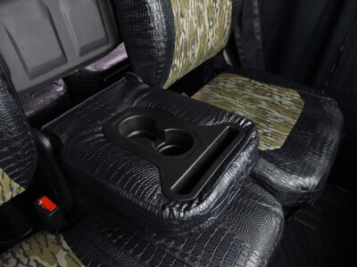 2026 CFMOTO U10 center console with Midnight Croc trim and Mossy Oak Bottomland seats