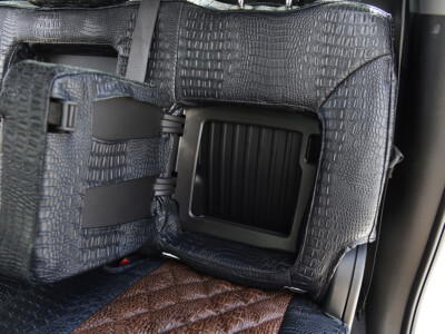 <b>
2024 GMC Sierra 3500
</b>
<br>
Insert: Java Croc Diamond Stitch
</br> Trim: Midnight Croc
</br>Product: Exotic - Gold Series | Covers and Camo